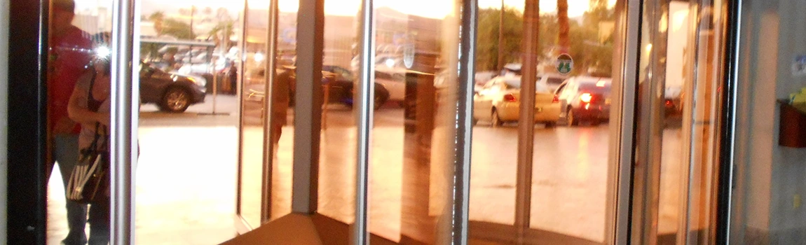 Storefront Glass Repair Cost in Boynton Beach, FL